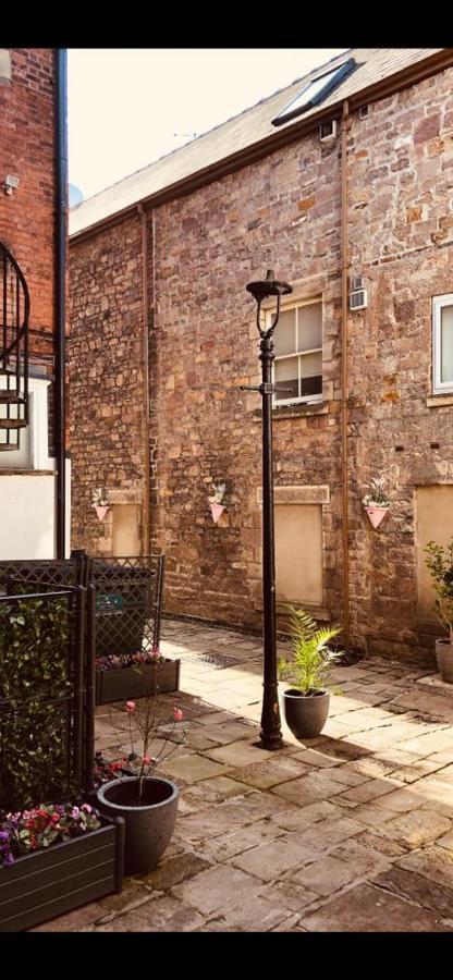 Courtyard Holiday Apartments Belper Exteriör bild