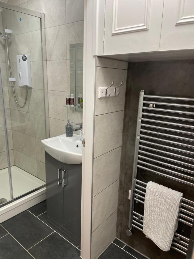Courtyard Holiday Apartments Belper Exteriör bild
