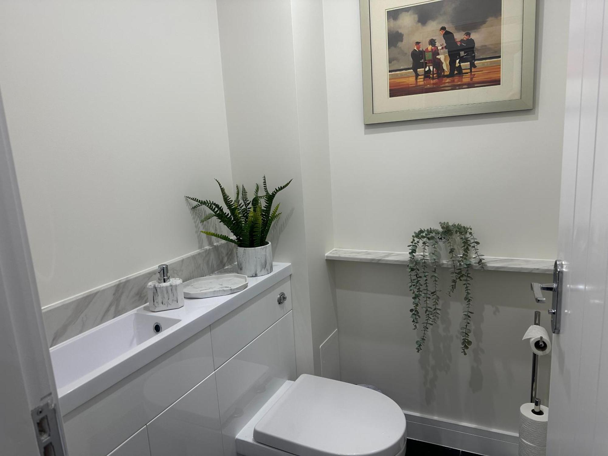 Courtyard Holiday Apartments Belper Exteriör bild